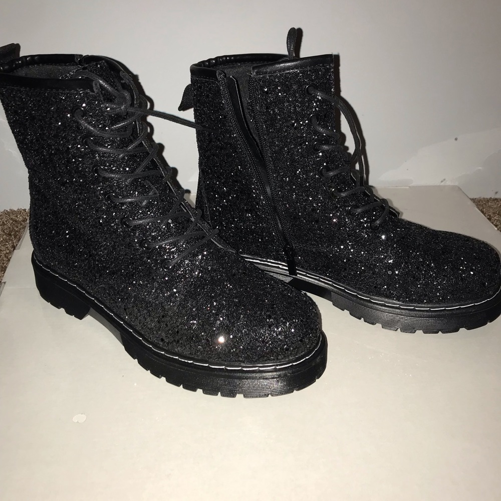 Southern fried chics combat boots